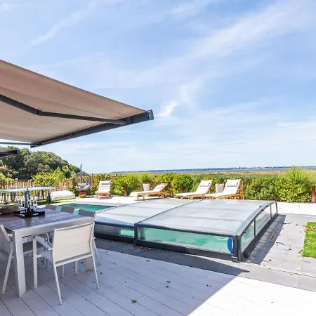 Casa de Férias Indigo-vue Et Piscine Chauffee By Interhome