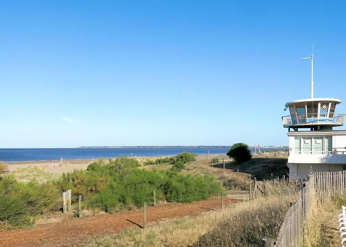 Indigo-vue Et Piscine Chauffee By Interhome *