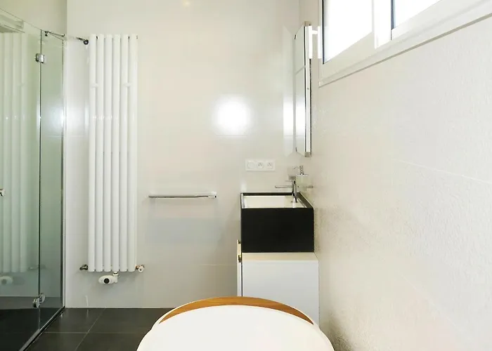 Indigo-vue Et Piscine Chauffee By Interhome سانت-بريفين-لي-بان