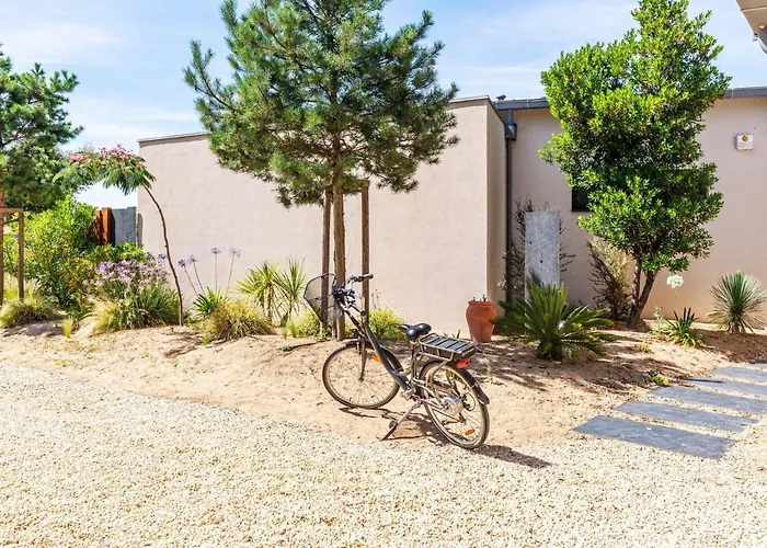 Indigo-vue Et Piscine Chauffee By Interhome سانت-بريفين-لي-بان