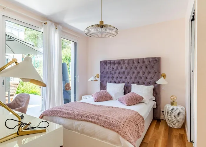 Indigo-vue Et Piscine Chauffee By Interhome بيت للعطل سانت-بريفين-لي-بان