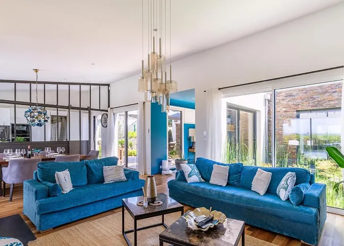 Indigo-vue Et Piscine Chauffee By Interhome بيت للعطل